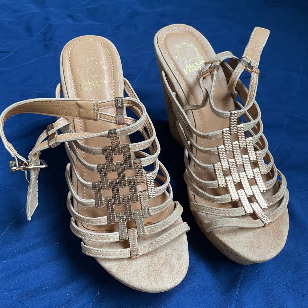Golden Jessica Simpson Raised Sandals 6